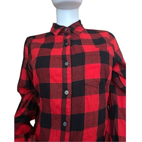 🎁♥️Old Navy Women's Plaid Flannel Boyfriend Shirts Red - Picture 4 of 5